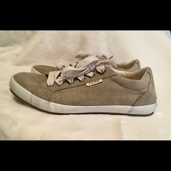 Taos Khaki Star Sneaker - Picture 2 of 6